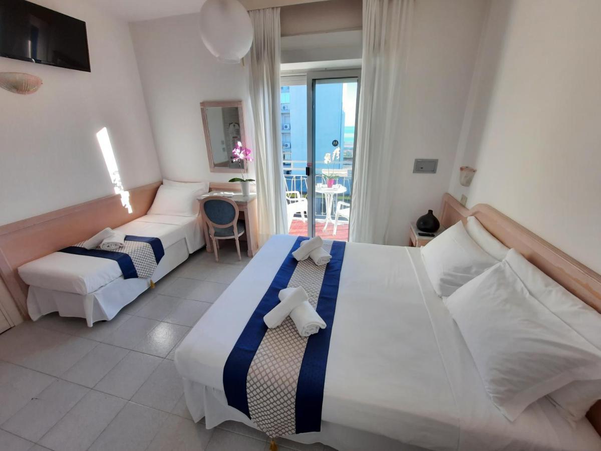 Hotel Margherita Lido di Jesolo Buitenkant foto