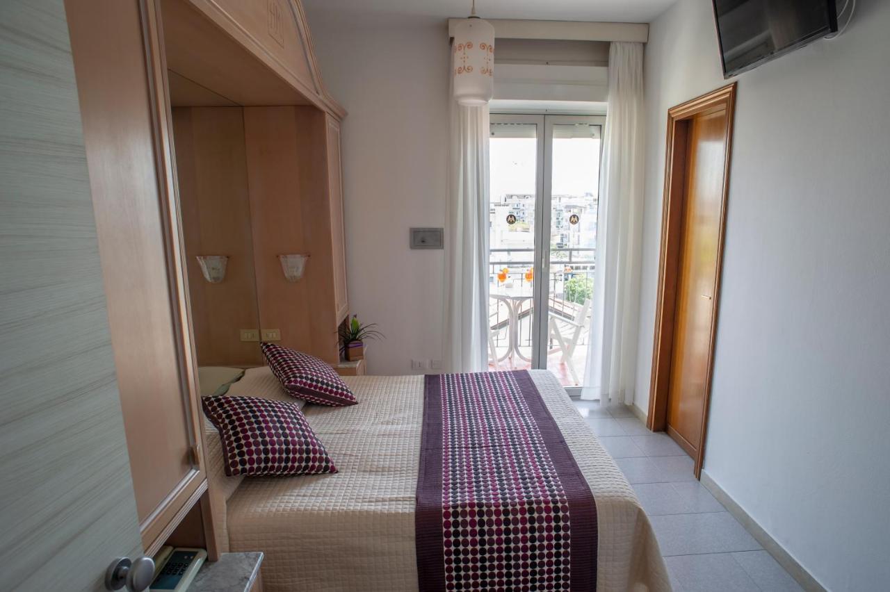 Hotel Margherita Lido di Jesolo Buitenkant foto