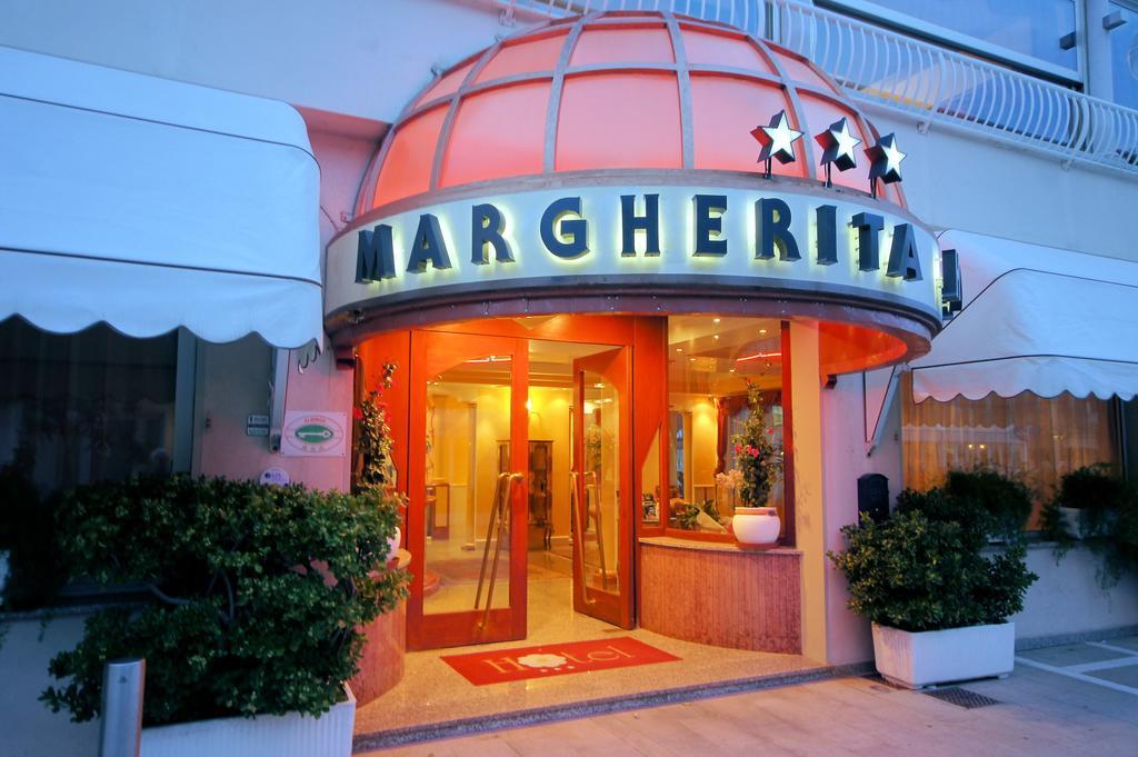 Hotel Margherita Lido di Jesolo Buitenkant foto