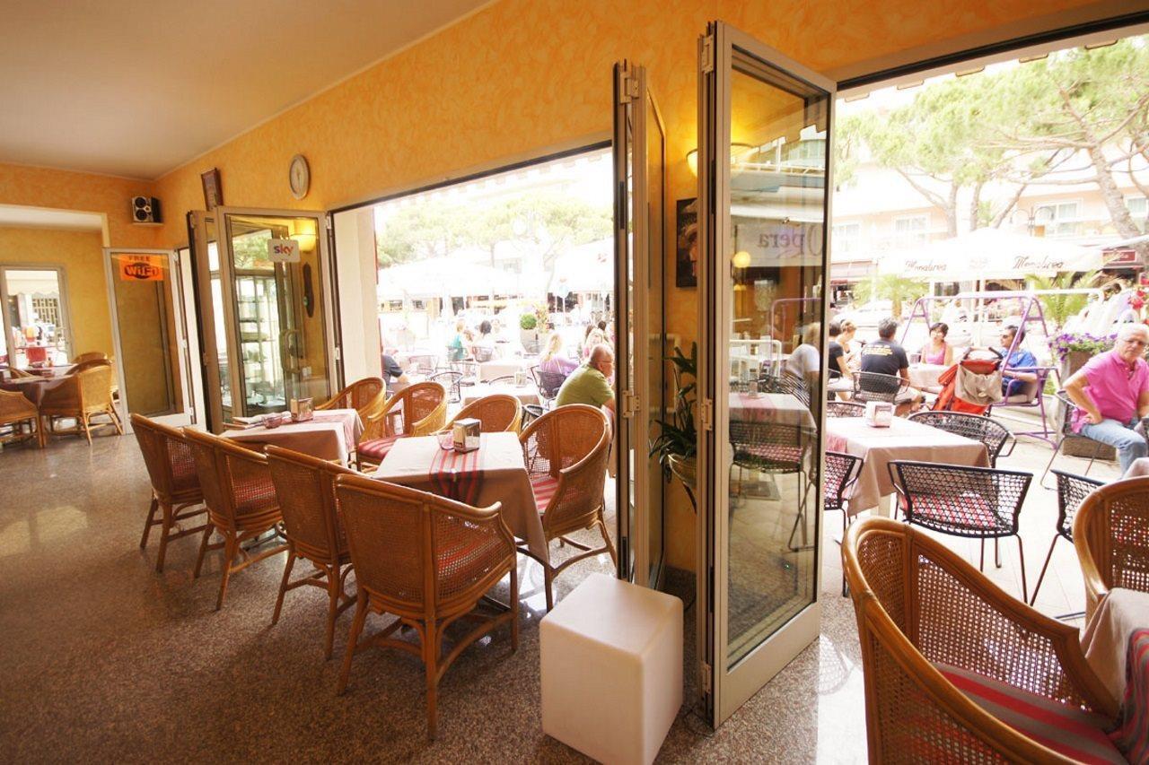 Hotel Margherita Lido di Jesolo Buitenkant foto